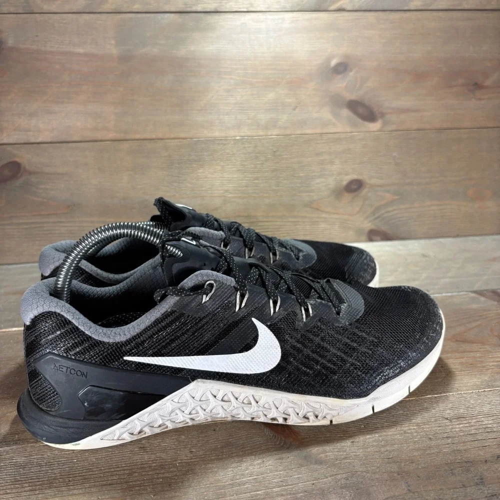 Nike Metcon 3 Womens size 9.5 shoes Black Training Crossfit Lace Up sneakers